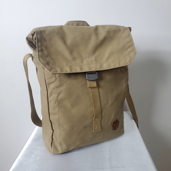 Fjallraven Crossbody Messenger Bag - Picture 3 of 14